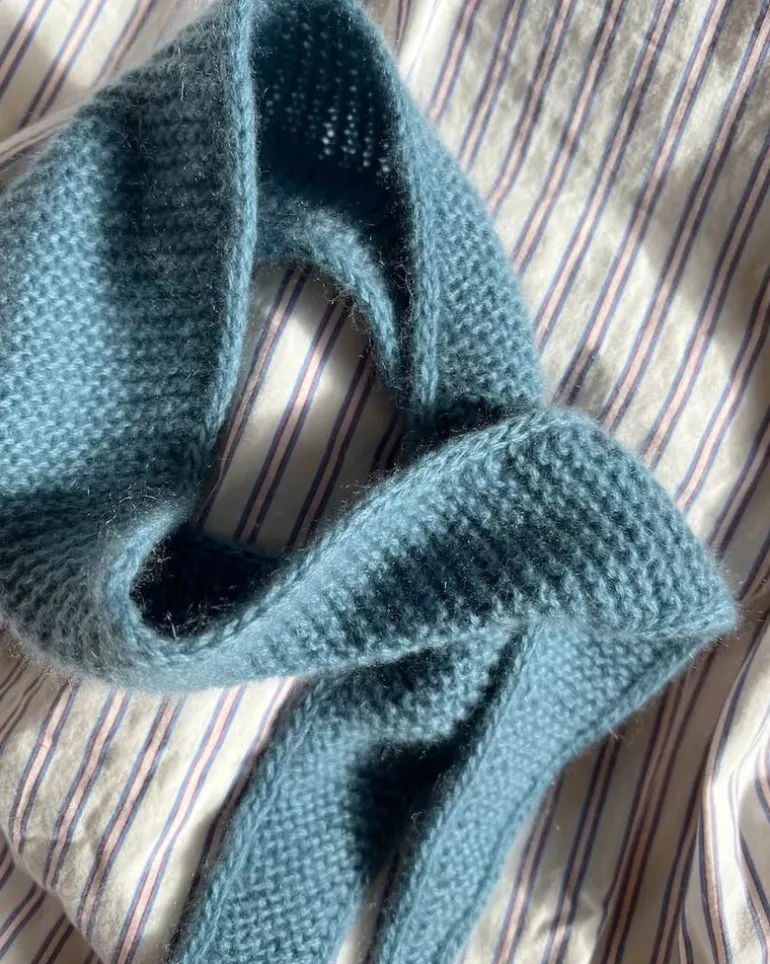 Sophie Scarf by PetiteKnit in English