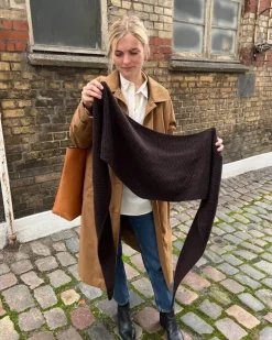Sophie Shawl by PetiteKnit, English