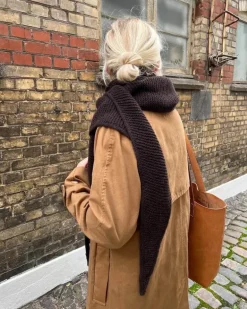 Sophie Shawl by PetiteKnit, English