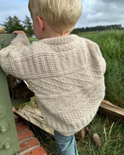 Storm Sweater Junior by PetiteKnit, in English