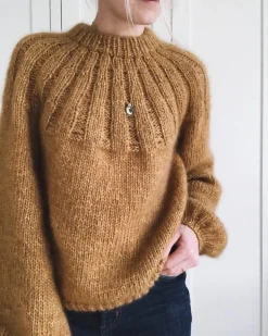 Sunday Sweater by Petiteknit, in English