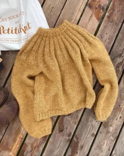 Sunday Sweater by Petiteknit, in English
