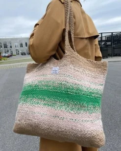 Technicolor Shopper by PetiteKnit, in English