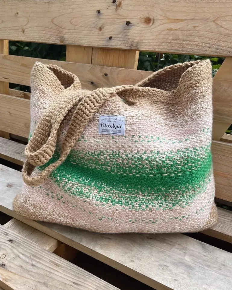 Technicolor Shopper by PetiteKnit, in English