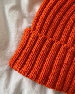 The Hipster Hat by PetiteKnit, in English