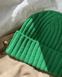 The Hipster Hat by PetiteKnit, in English