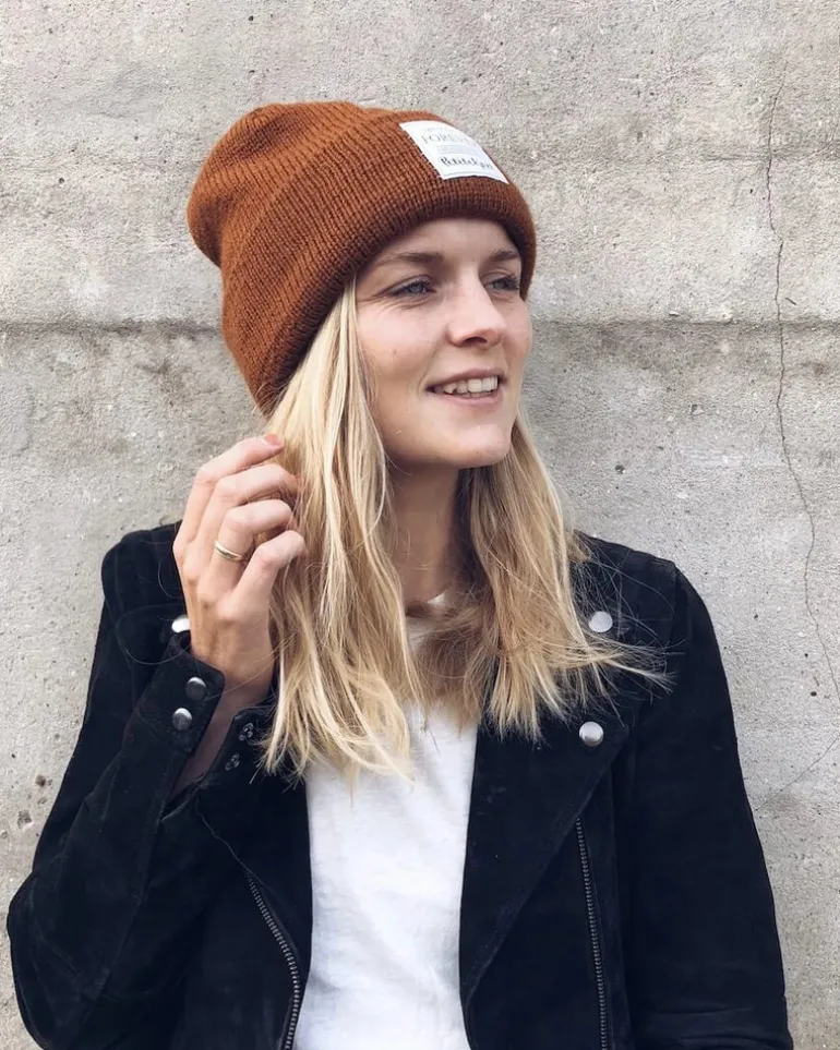 The Oslo Hat - by PetiteKnit, in English ja suomeksi