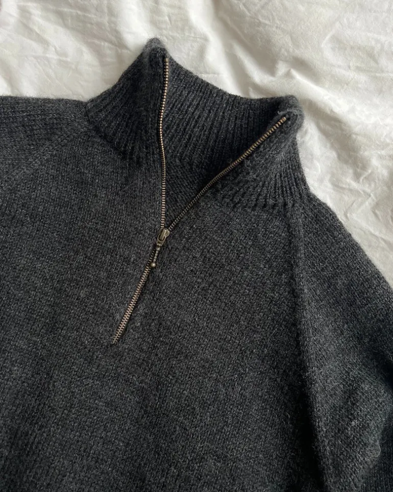Zipper Sweater Light by PetiteKnit - Man, in English